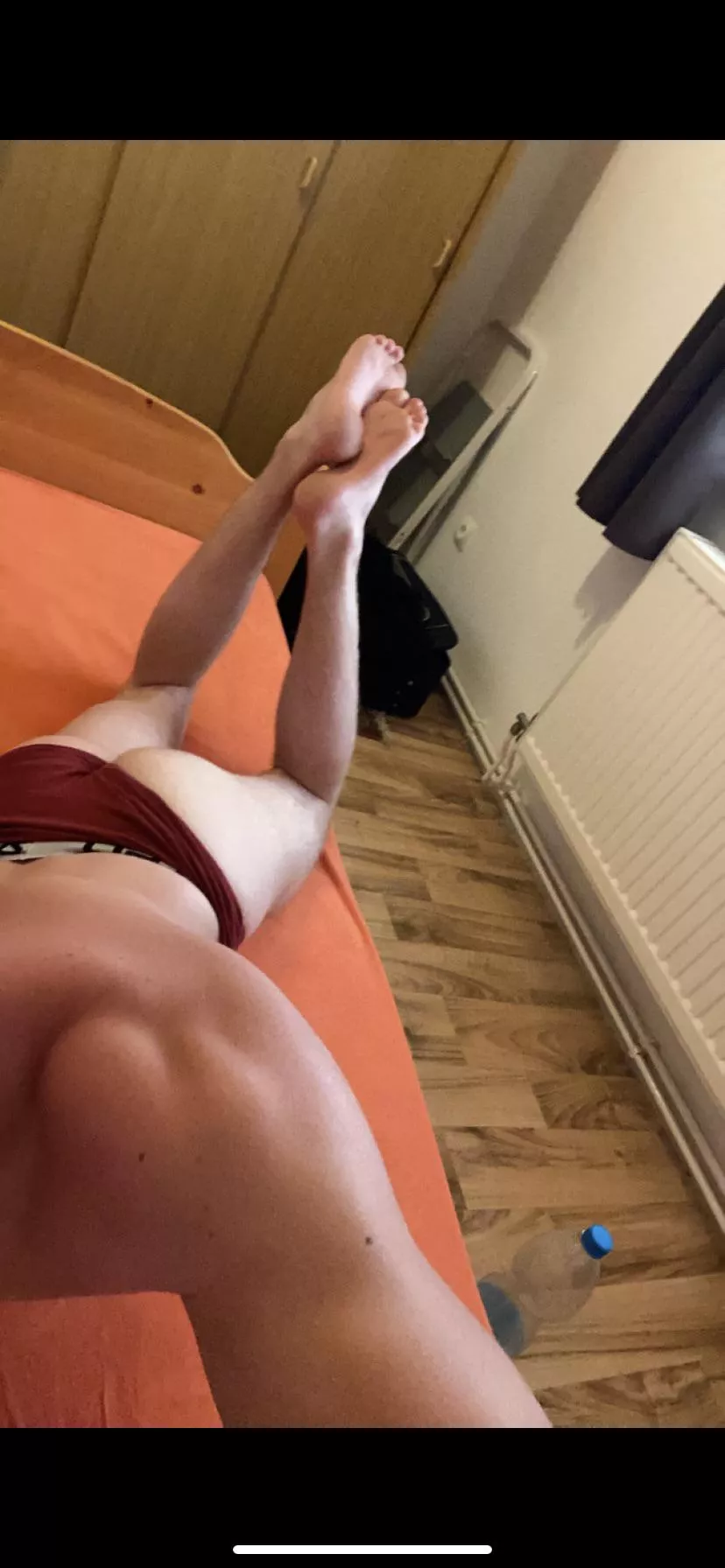 22 y/o German Twink, Home alone 🫣 hmu hectorhd2001 pls send 🟪🟥 or asl when y’all add me ✌️