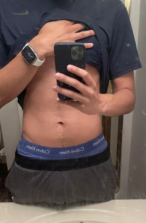 26m mainly into guys that are masc. dm for snap