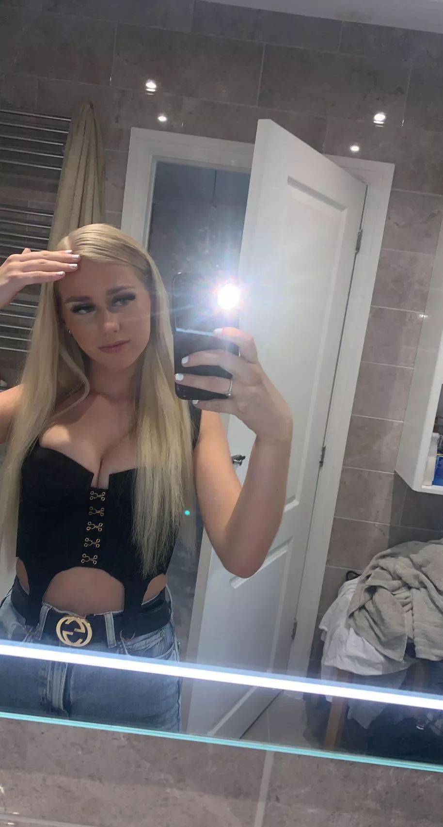 Be honest, do I suit a crop top?