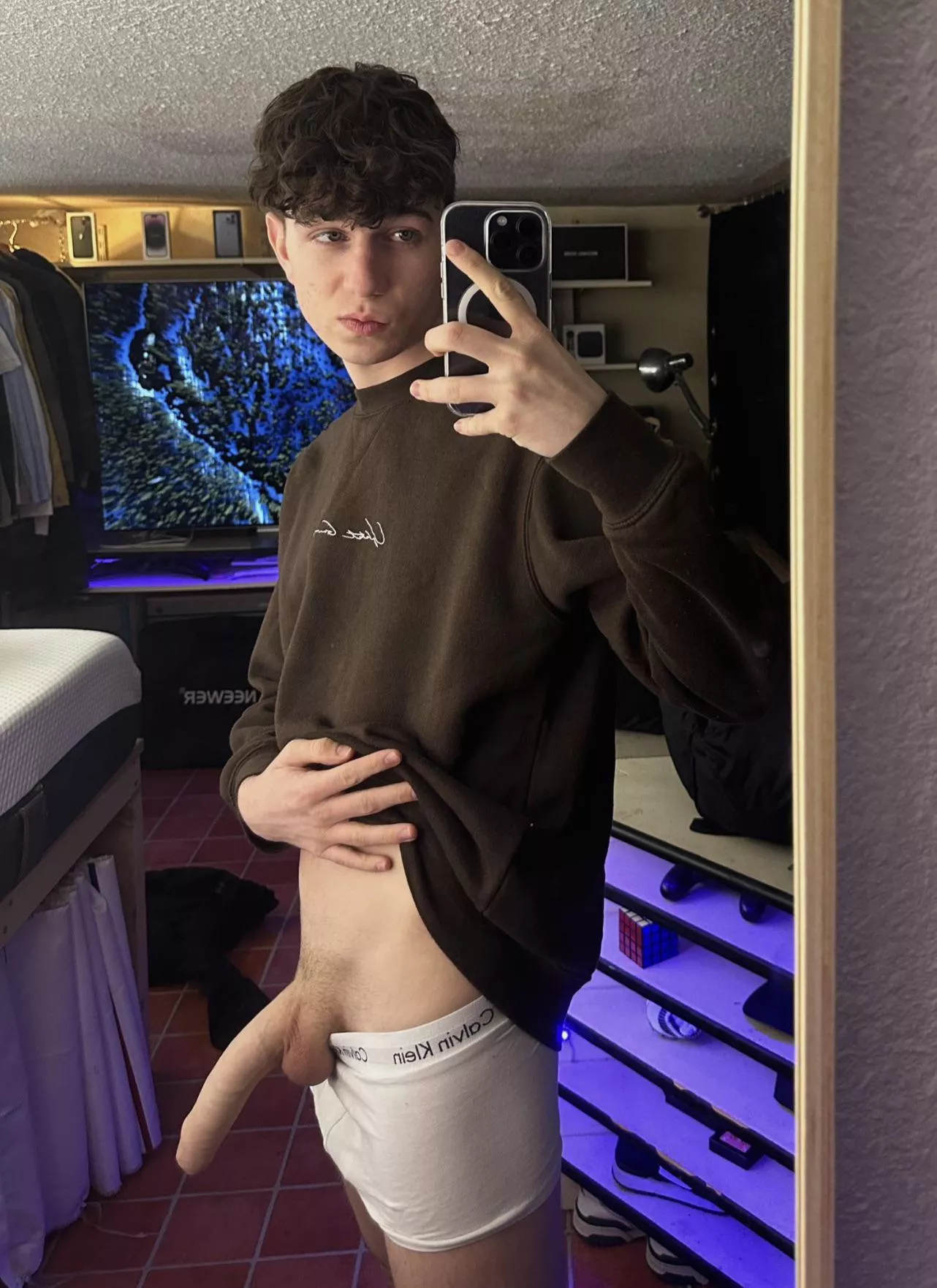 Can i dangle it into your throat?