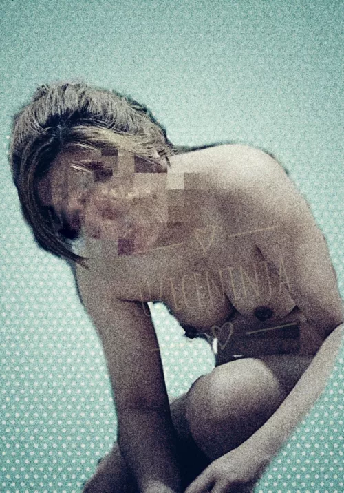 Had a dream na may ibang gumagalaw sken.. dunno how to (f)eel..