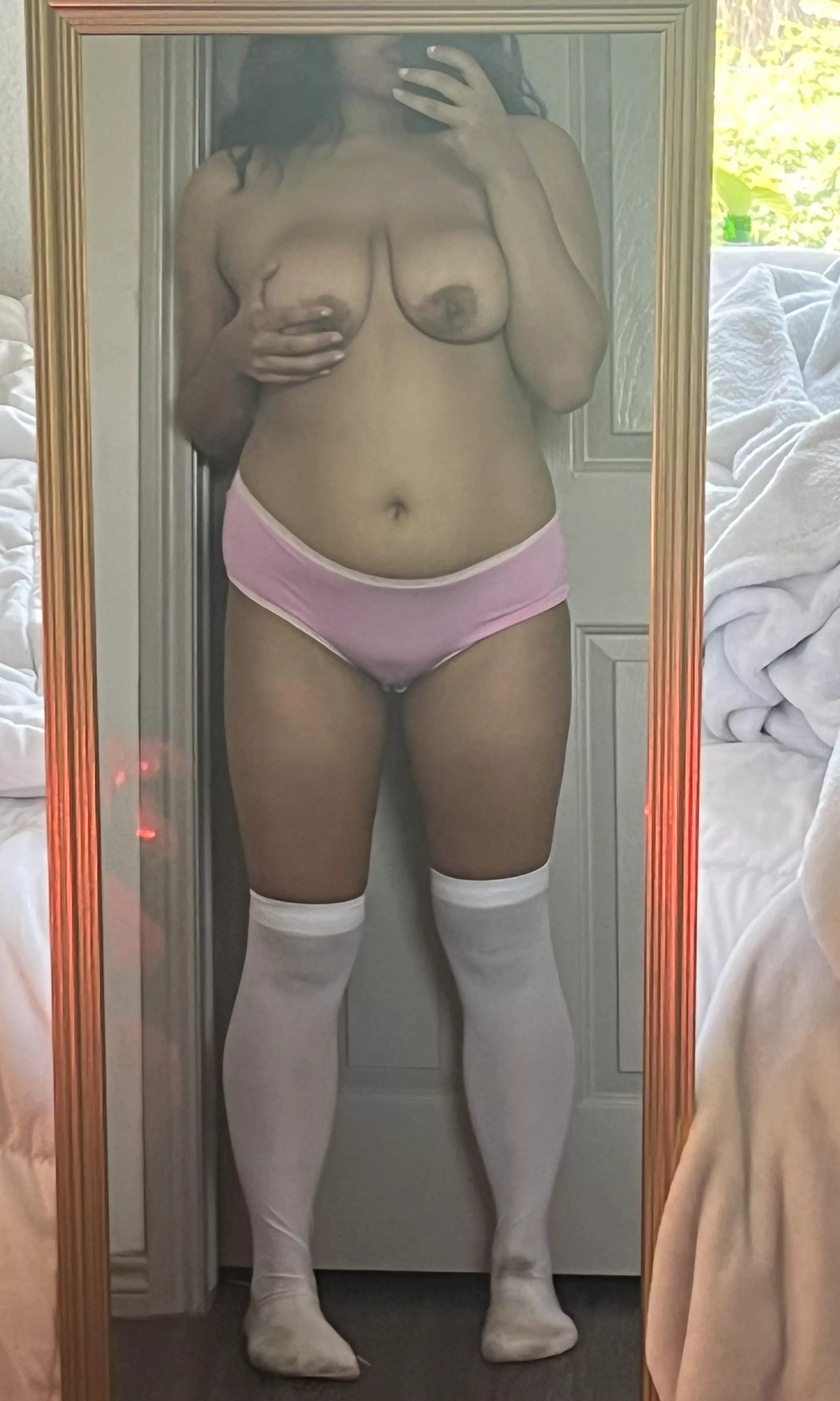 Have you ever had a college latina girl daddy☺️😈