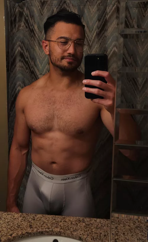 Melanesian mixed male here ☺️