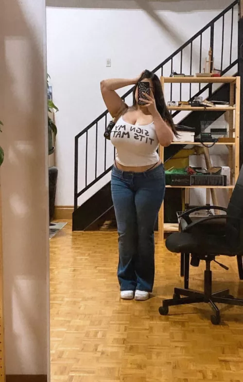 Mirror mirror on the wall, who’s got the biggest of them all?