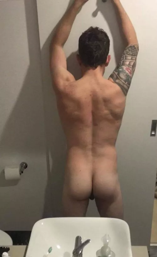 Nsfw would you take a bite of my (40) peach