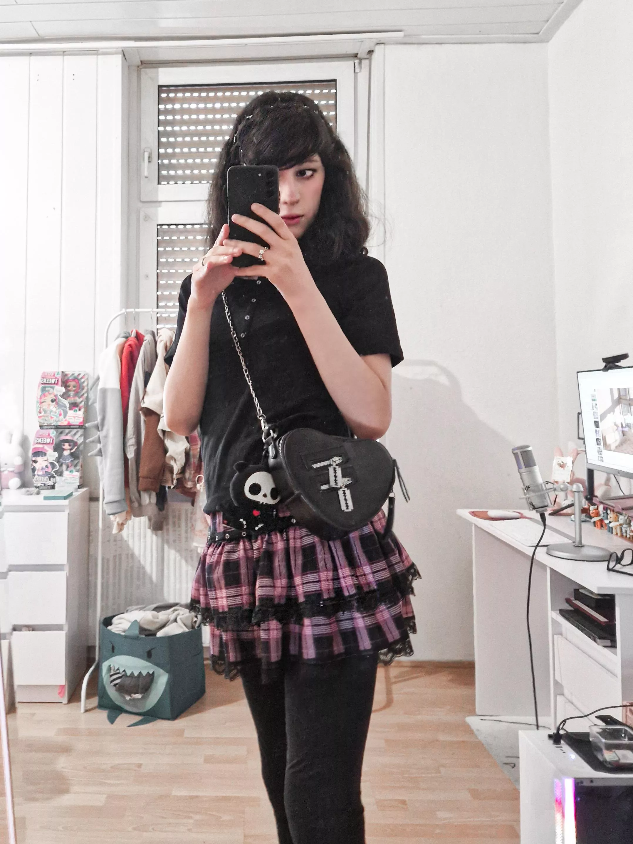 Rate my outfit from 1-10? :O