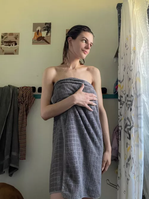 Should I drop the towel?🤔