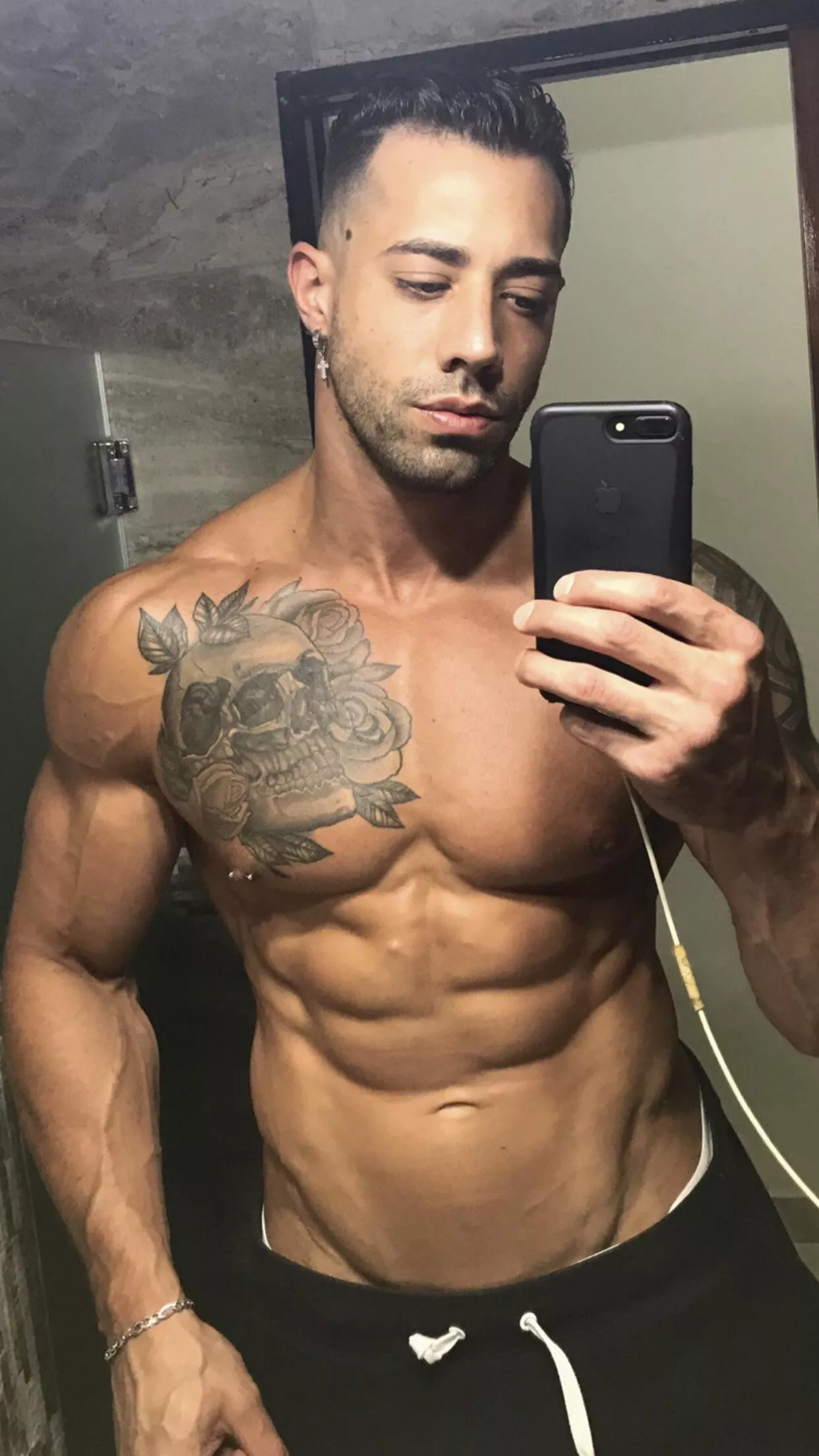 Someone to train with me? 👀😏