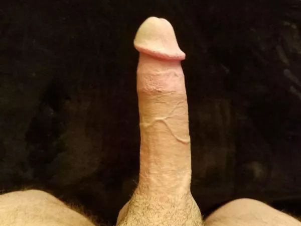 Straight and never cruised before the thought of it gets me rock hard