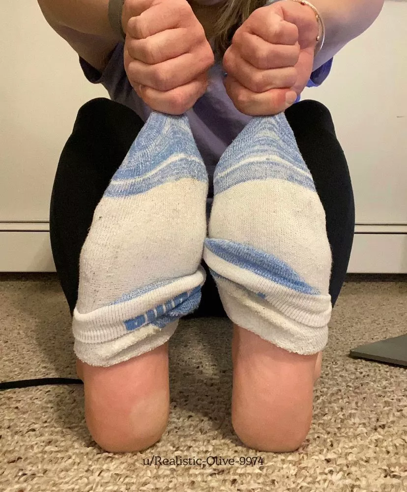 Watch me as I peel these off