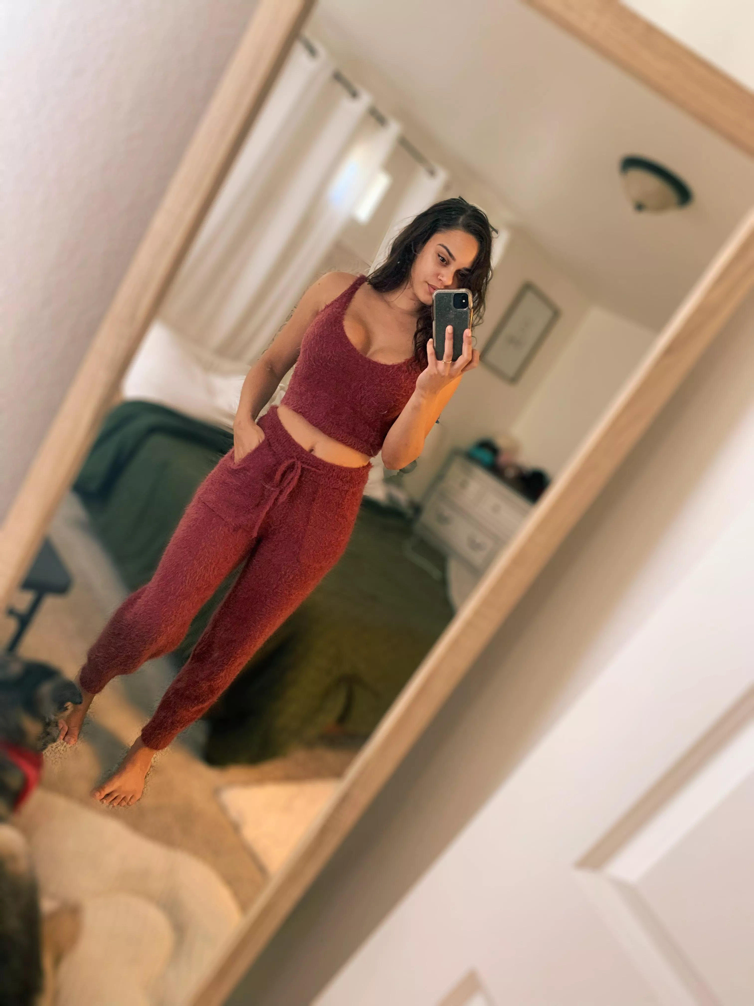 When the kids are away, Mom lounges all day