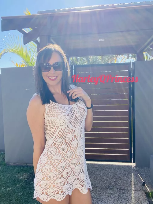 Would you be embarrassed or proud to take me on a date in this dress