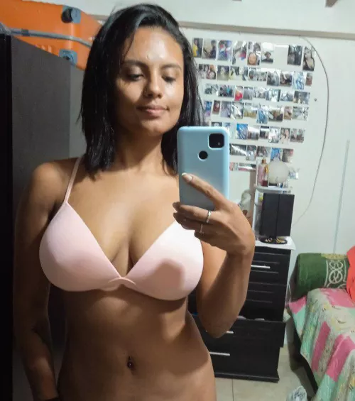 Can I make your day happier?😌😘