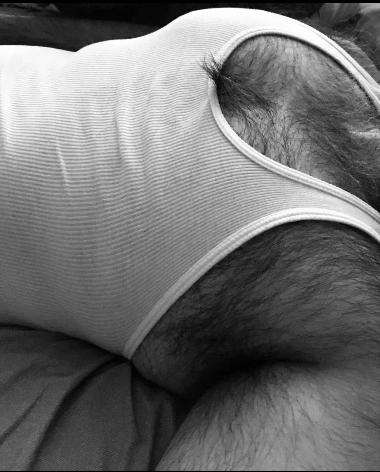 Chest hair are getting long, maybe I should trim it 🤔