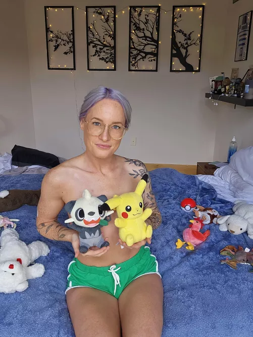 Do you like my Pikachu?? 😏 [F]29