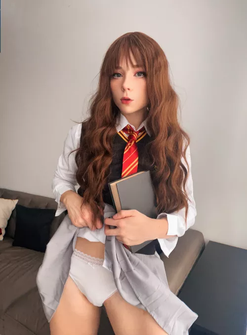 Hermione cosplay by SweetieFox