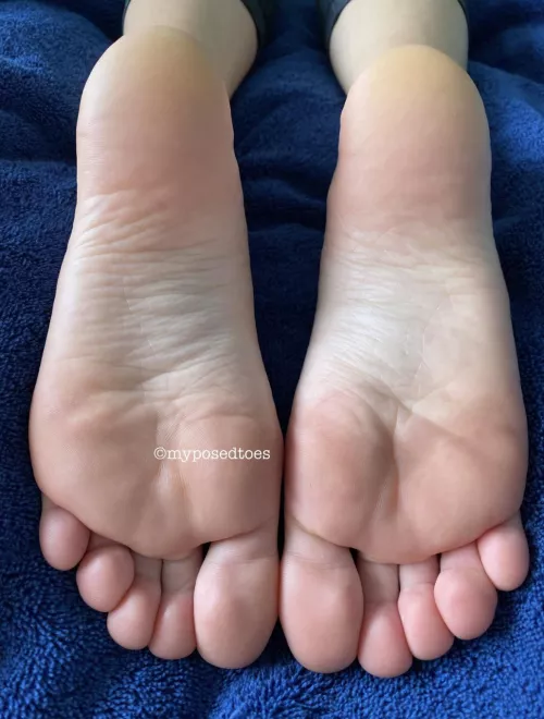 Start your week off on the right foot 😉 or the left! Your choice!