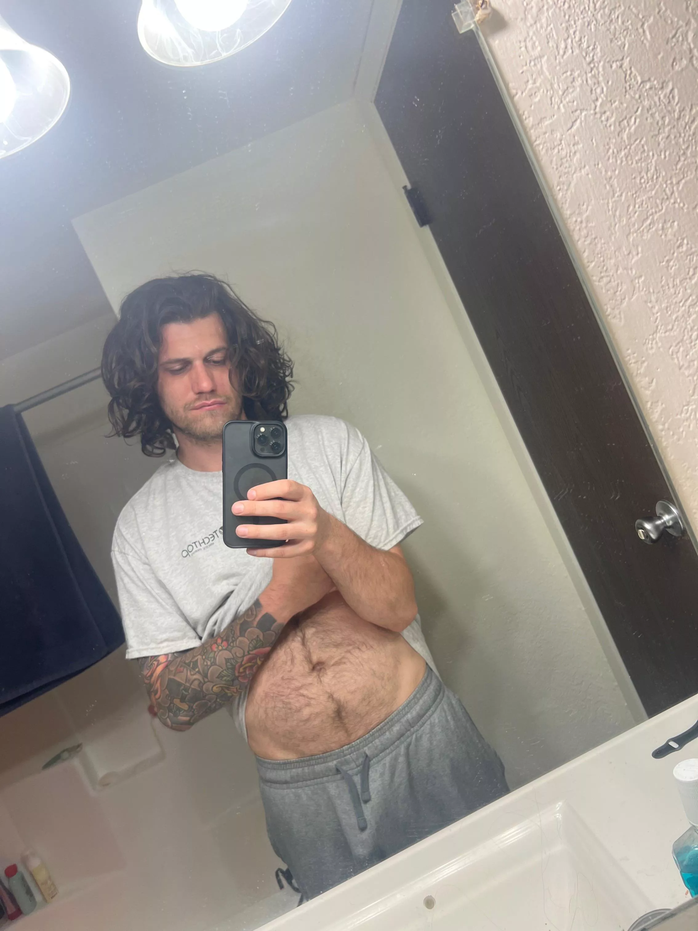 These sweatpants are so comfy 😊