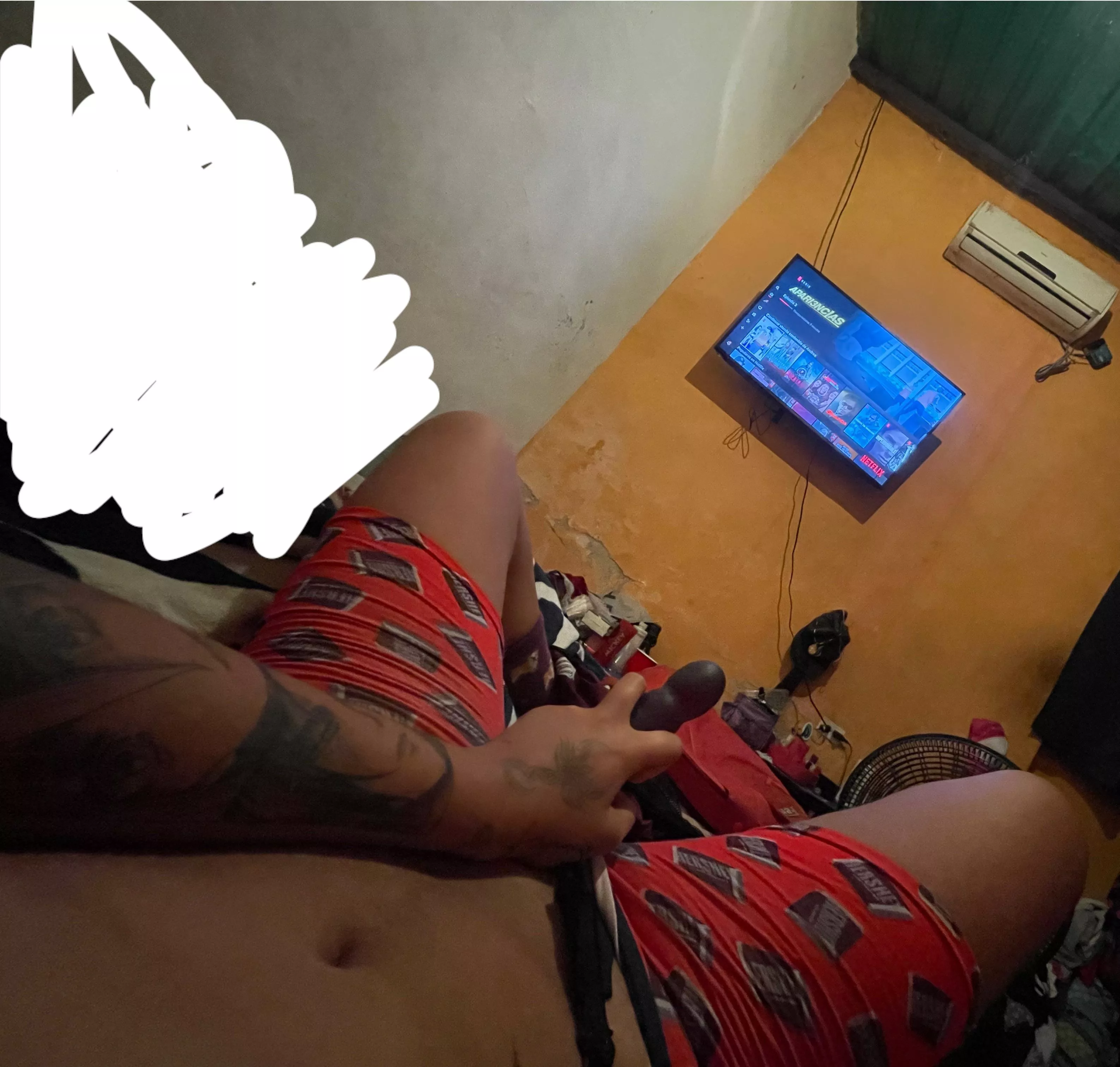 wanna watch Netflix with me?