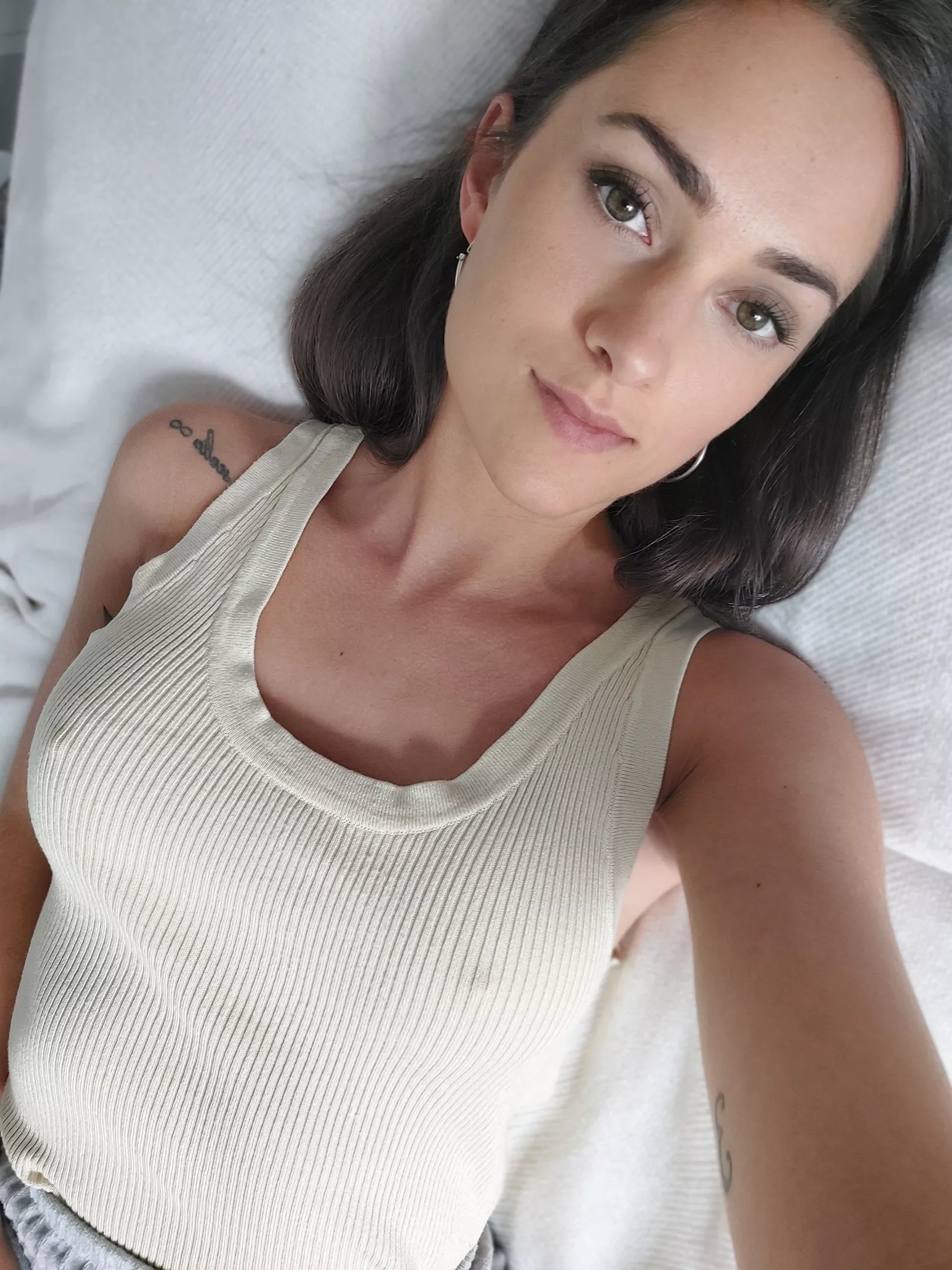 Woke up from my nap like this..