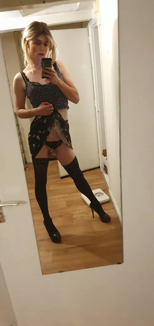 22 days in chastity , my sissy side is coming more and more out of its shell