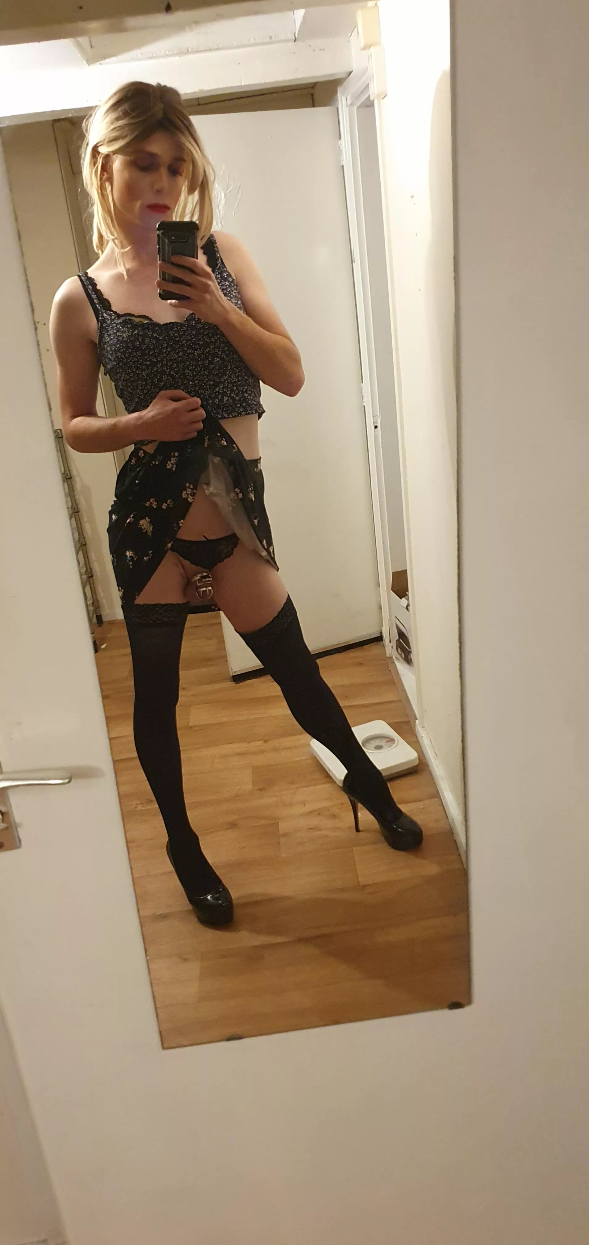 22 days in chastity , my sissy side is coming more and more out of its shell