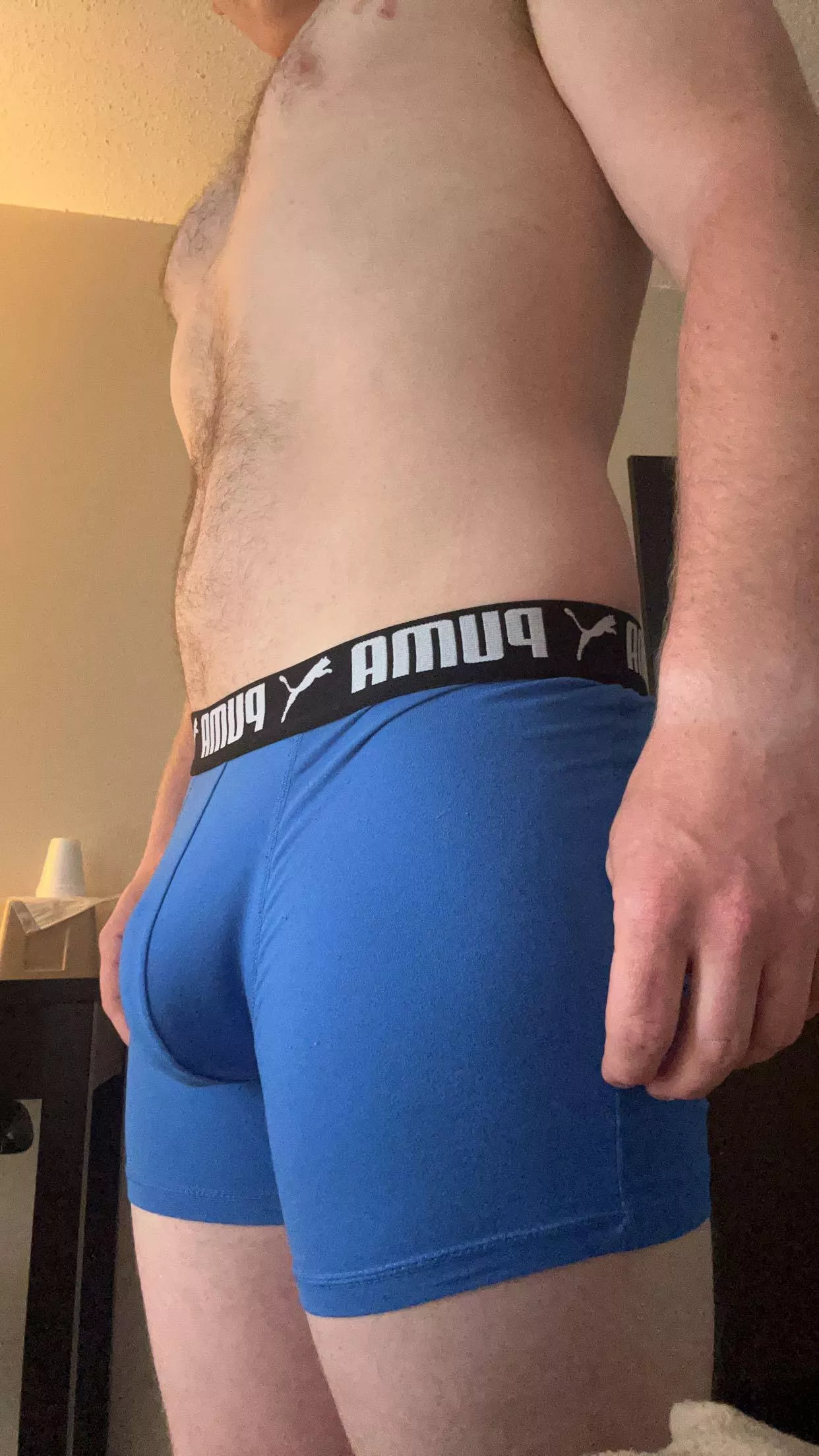 (24) Anybody else got the Monday blues?