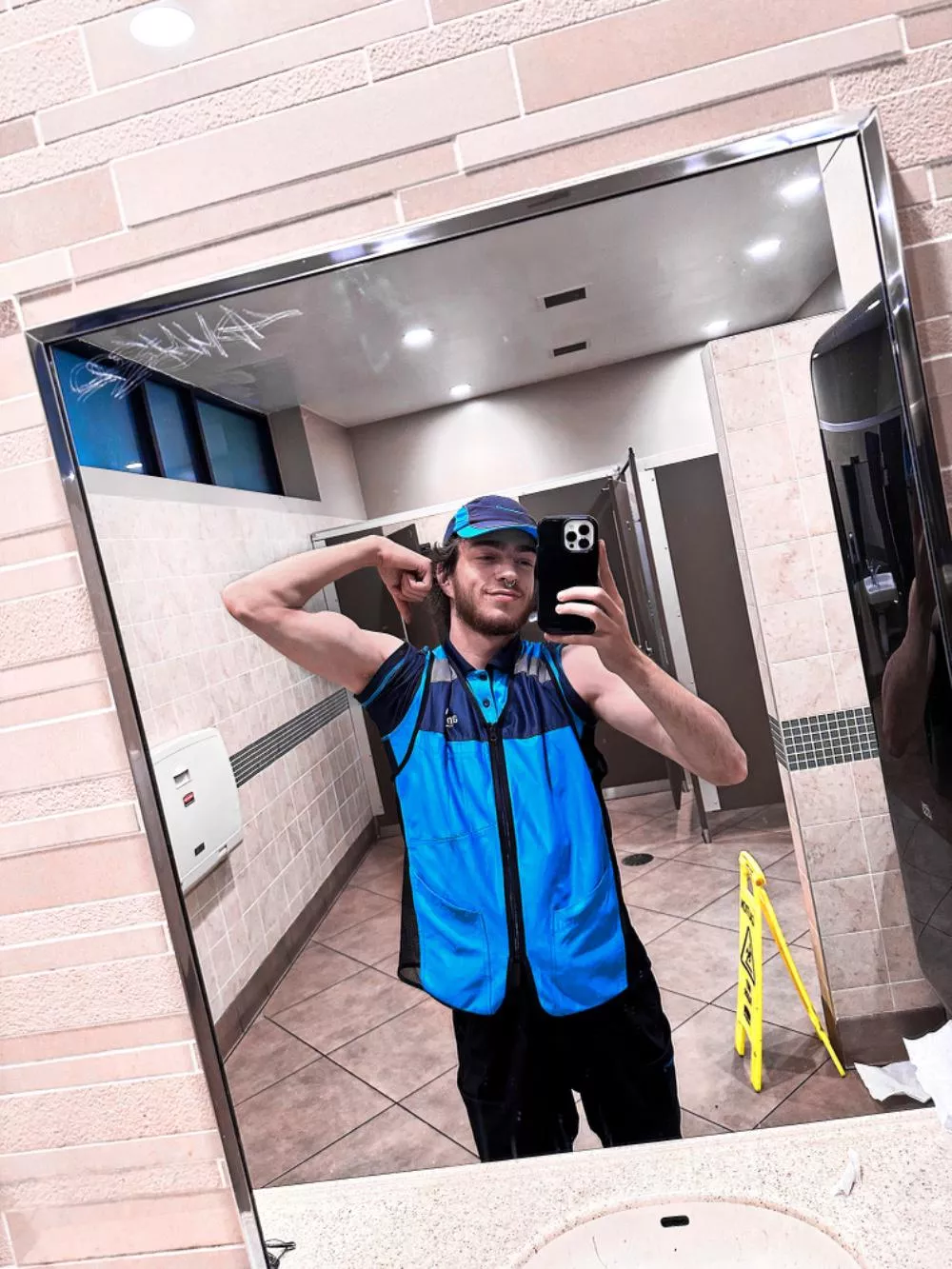 Getting Gains and Slingin Boxes ;)