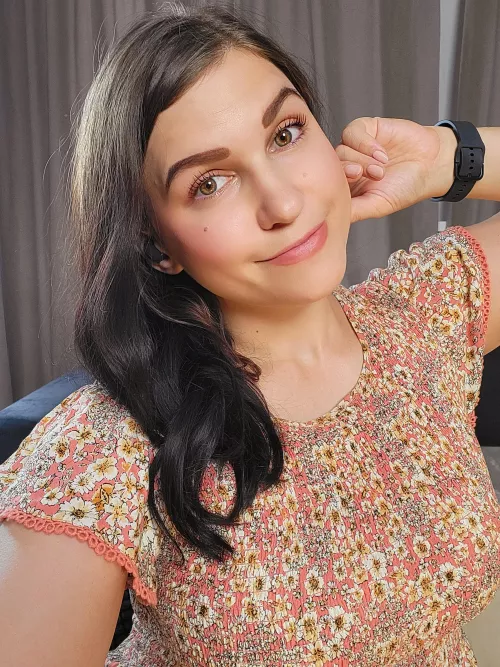 Hey, missing you today on my show 😛 @chaturbate [Tiny_hat]