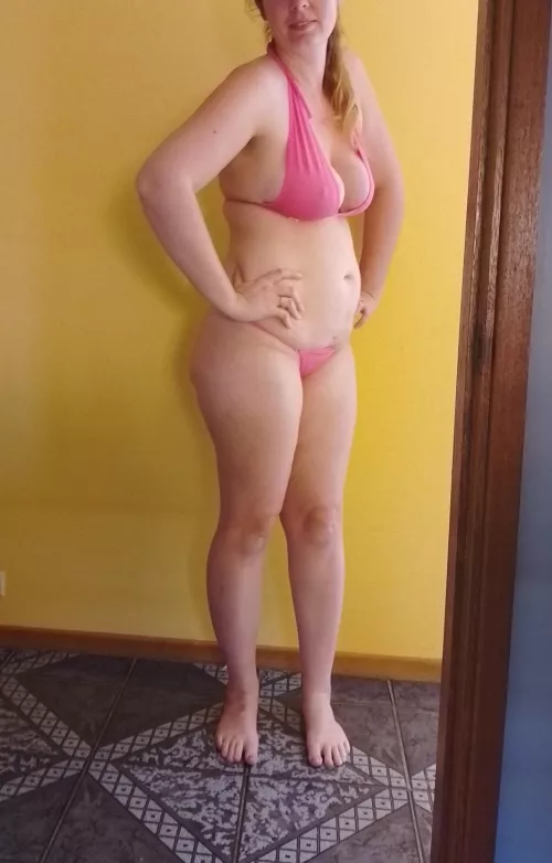 It's a bit cold in 🇭🇲 for a bikini at the moment 🙄 can you tell?😜