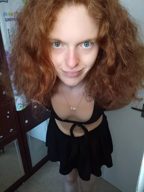 Play with my hair whilst my boobs are in your mouth...