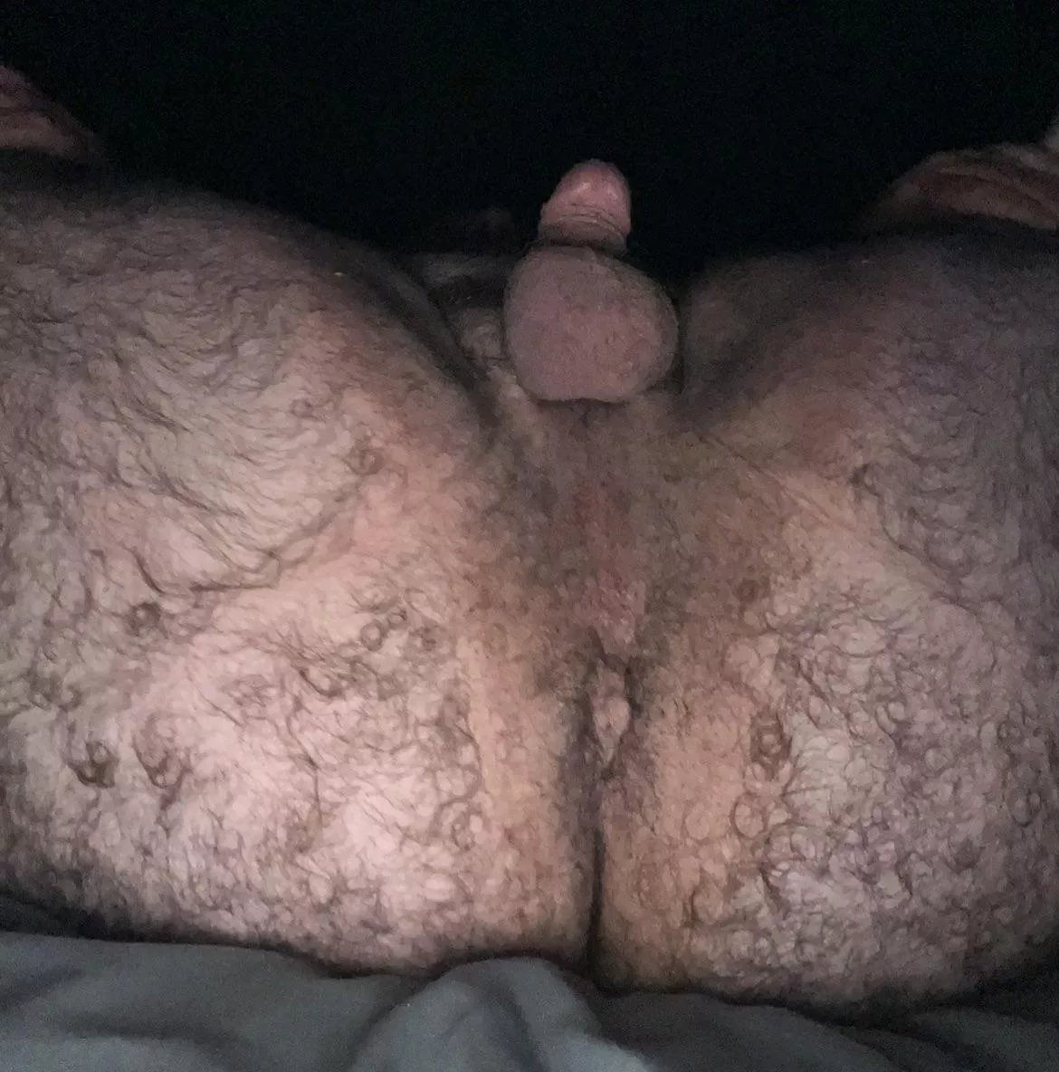 Stick your tongue in as far as you can, then move it in a circular motion🐻🍑👅