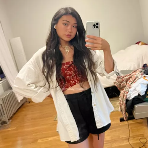 this is what i'd wear if we went on a park date :)