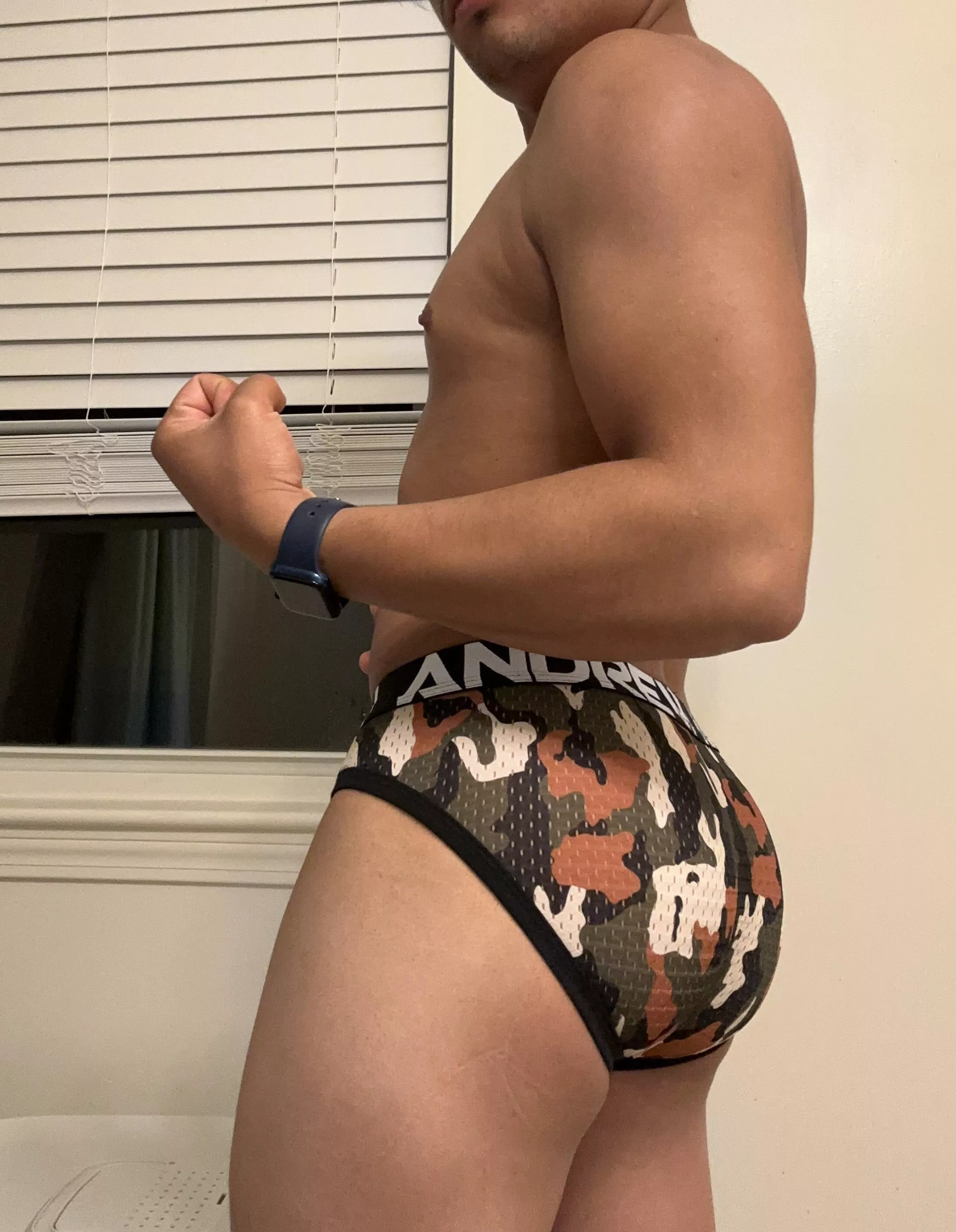 Big butt and arms 😉