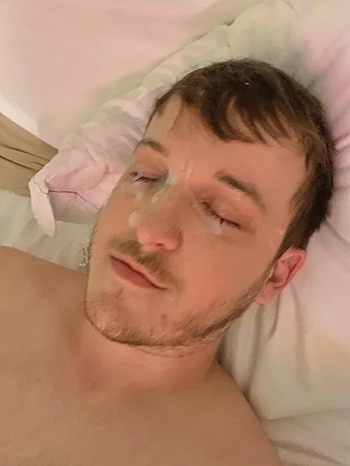 Can’t open my eyes 🤤