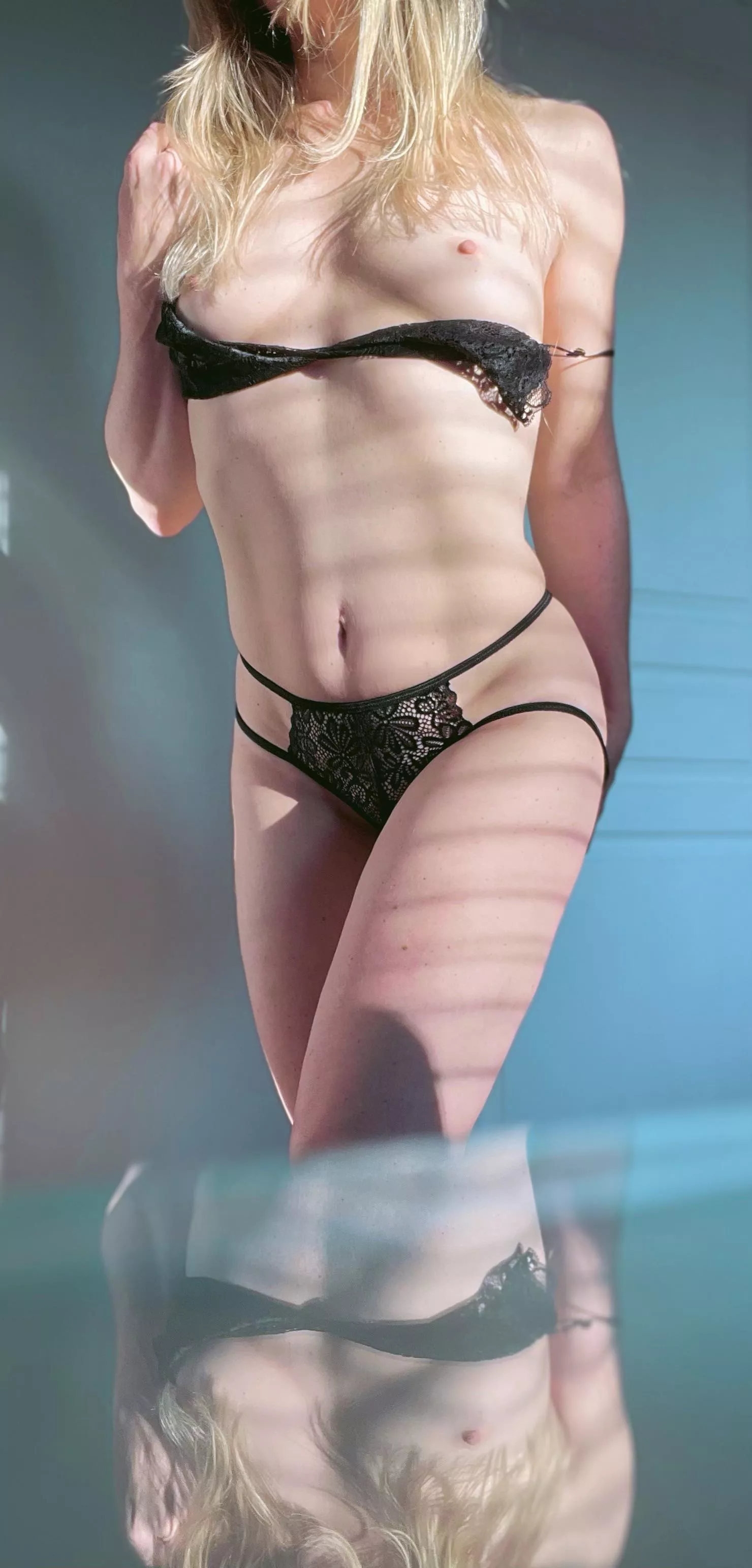 (F43) Black lingerie & sunset 🖤