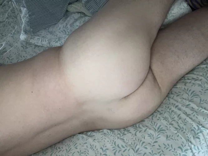 Forecast is hazy, hot and 100% chance of humps