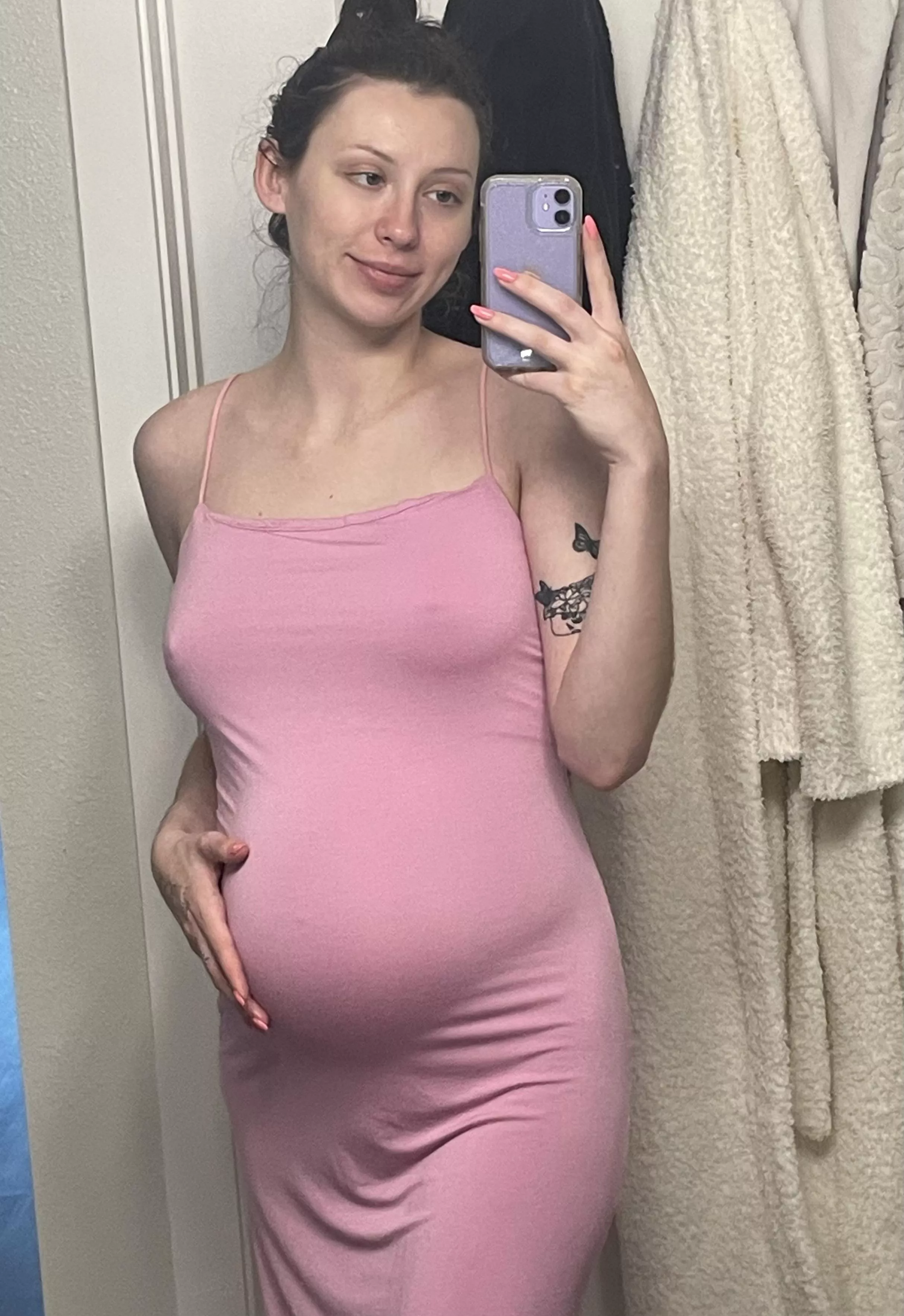 I love how this dress fits on my bump