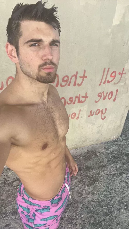 Meet me under the pier