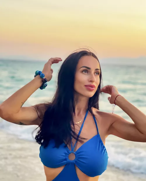 My beauties loves your passionate touches🍒