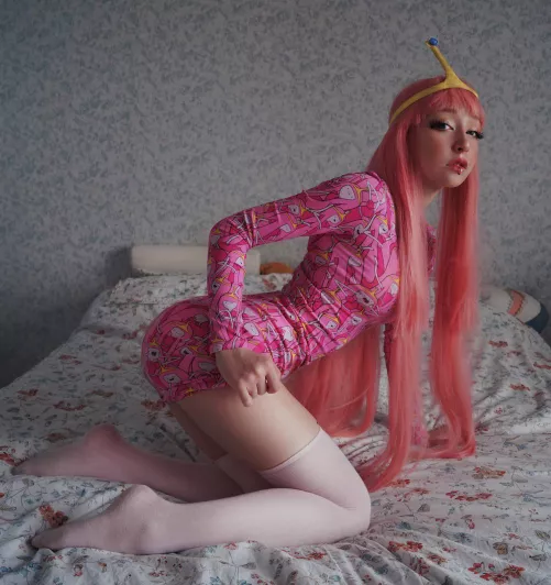 Princess Bubblegum of Adventure Time by Ellie