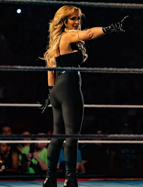 Scarlett Bordeaux