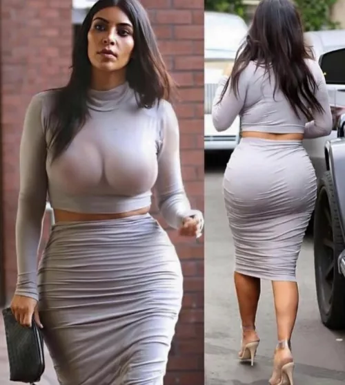 Up late stroking to my buddies gf that looks like a young Kim k