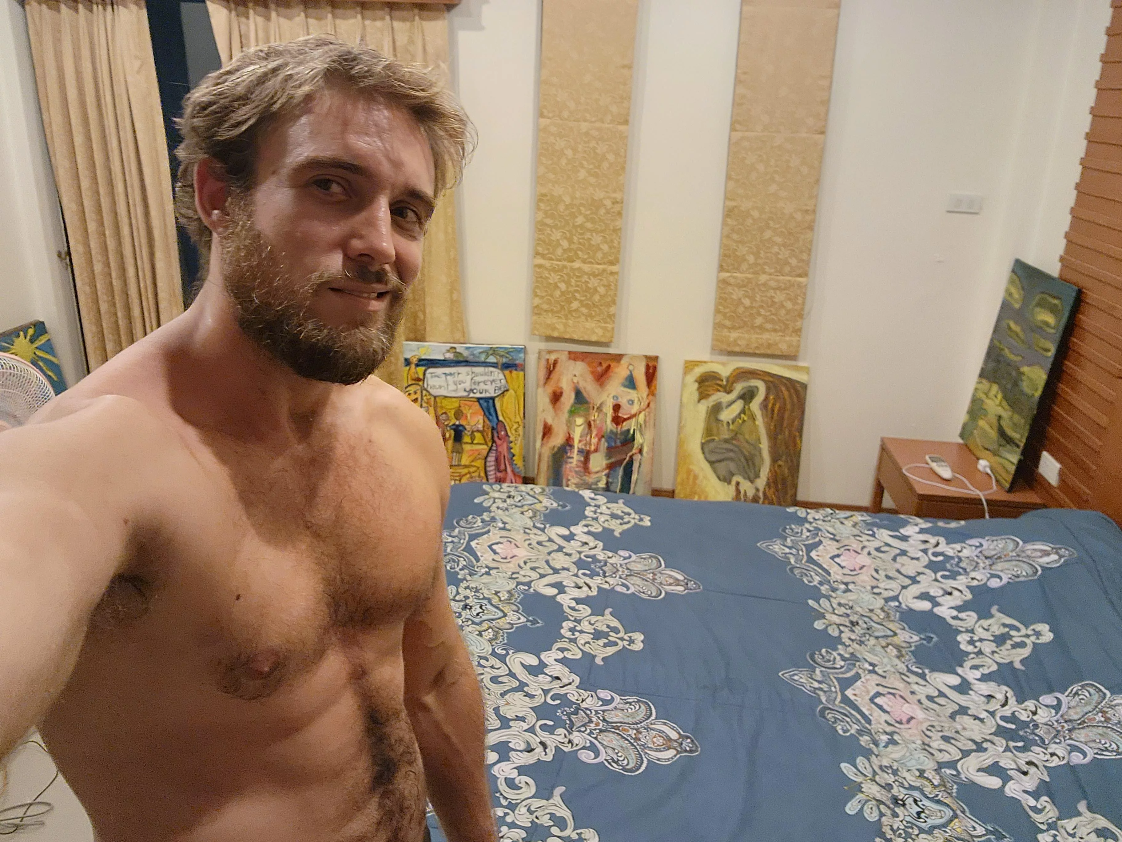 Welcome to my art studio (33)