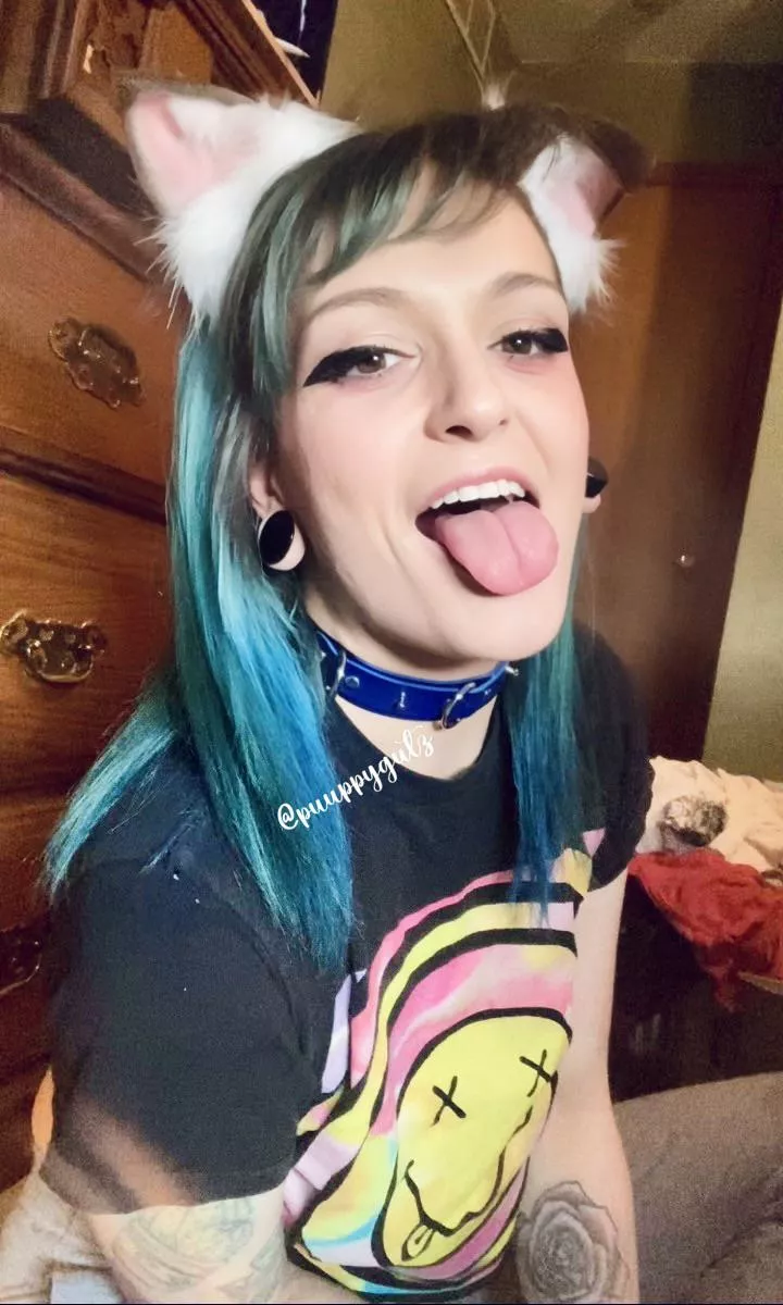 would you cuddle me on this rainy day?