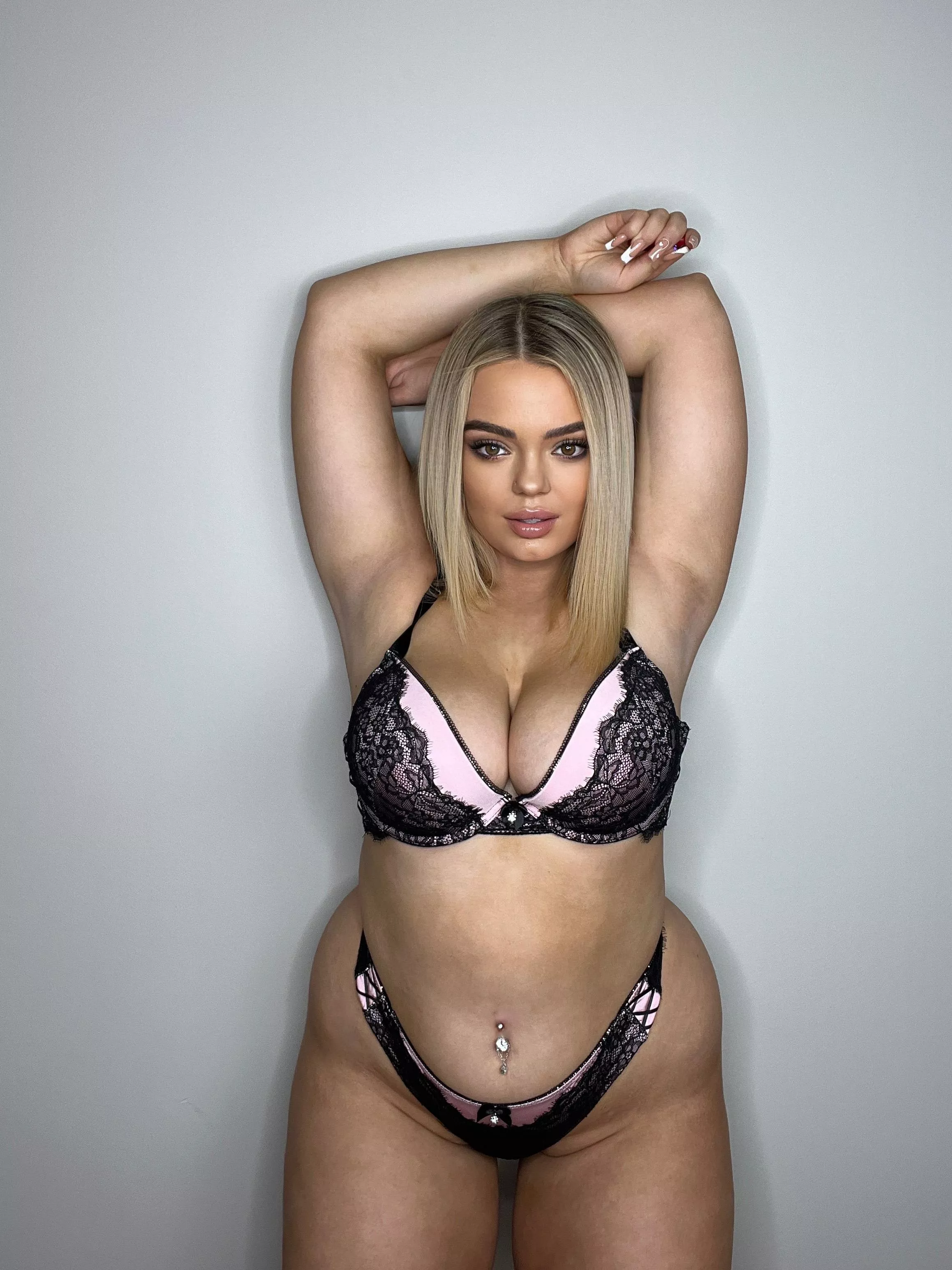 blonde teen in front of you ;)