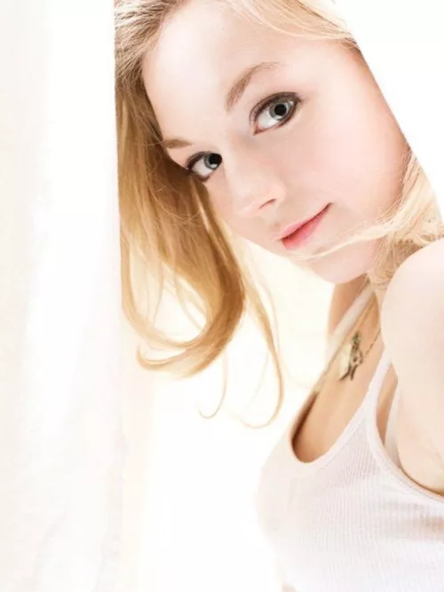 Emily Kinney