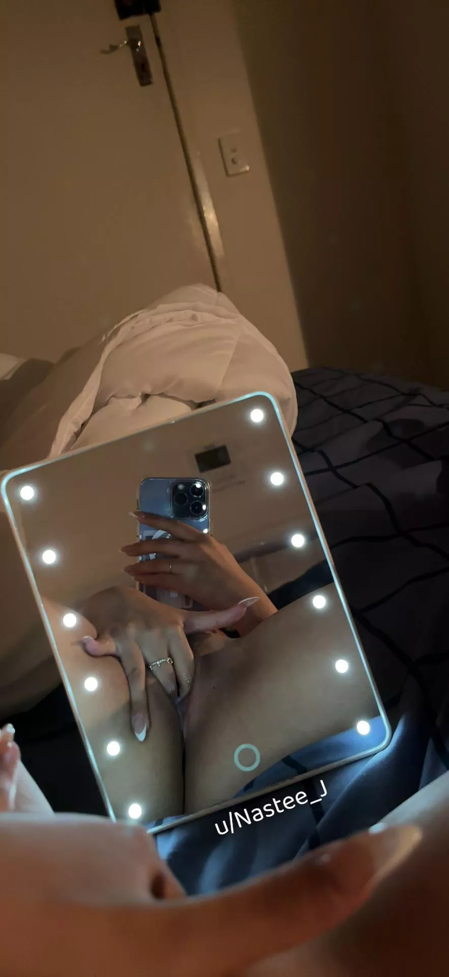 [F]ingered my pussy to the thought of thick cocks