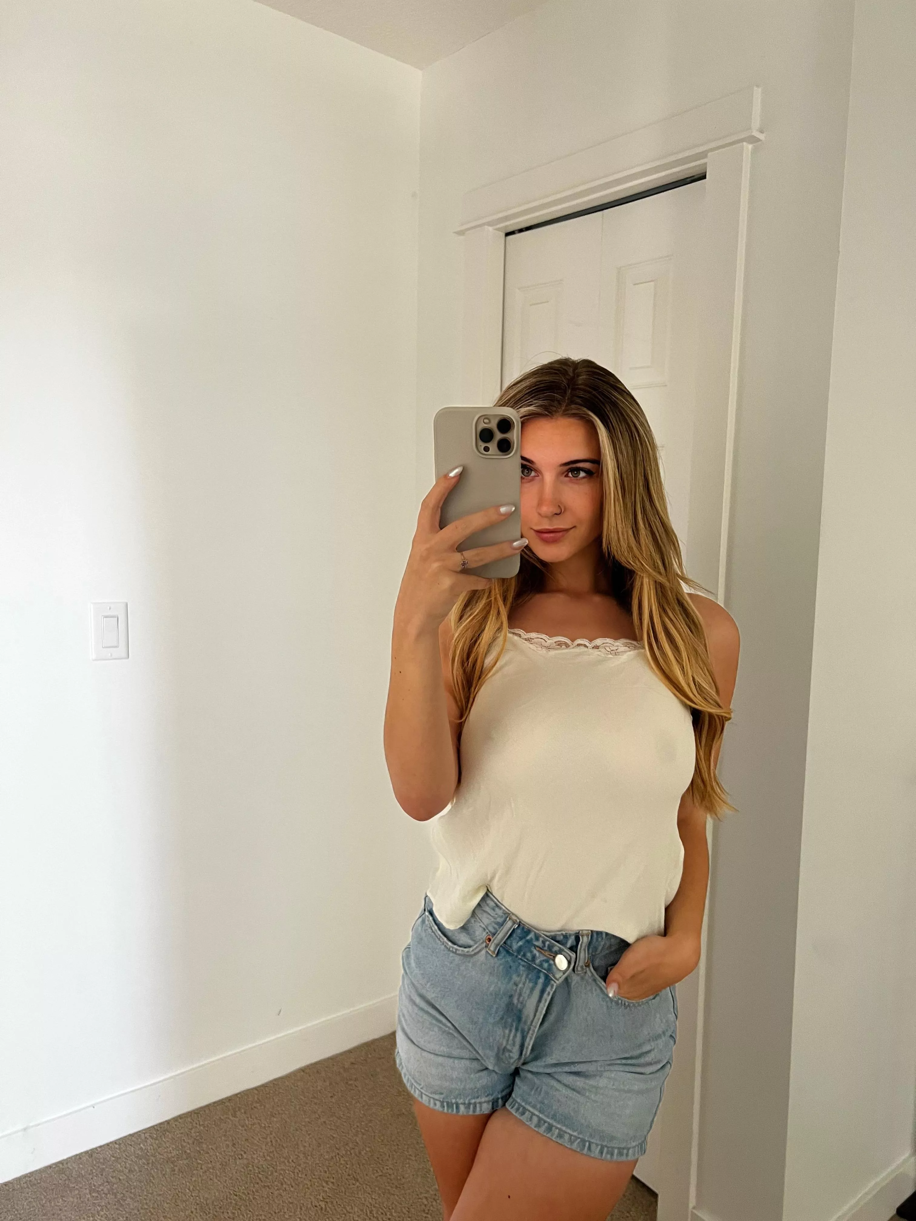 Idk why I was getting stares this morning 🤷🏼‍♀️