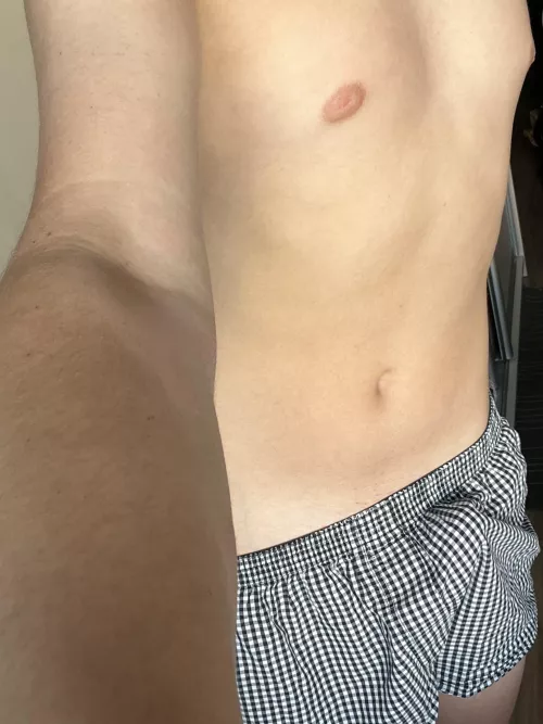 im just a shy twink who wants to be used